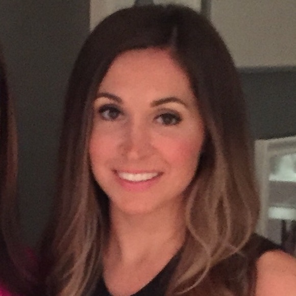 Meet your Posher, Alissa - Picture 1 of 1